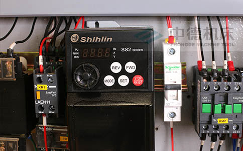 ZDS-632日韩精品_日韩免费视频高品德变频器，更低频更节能，疾速定位.jpg